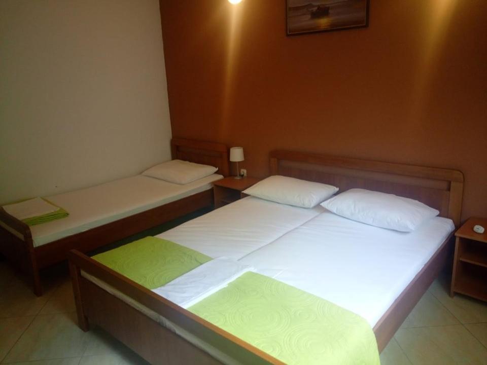 ביוגראד נה מורו Apartments Salamun מראה חיצוני תמונה