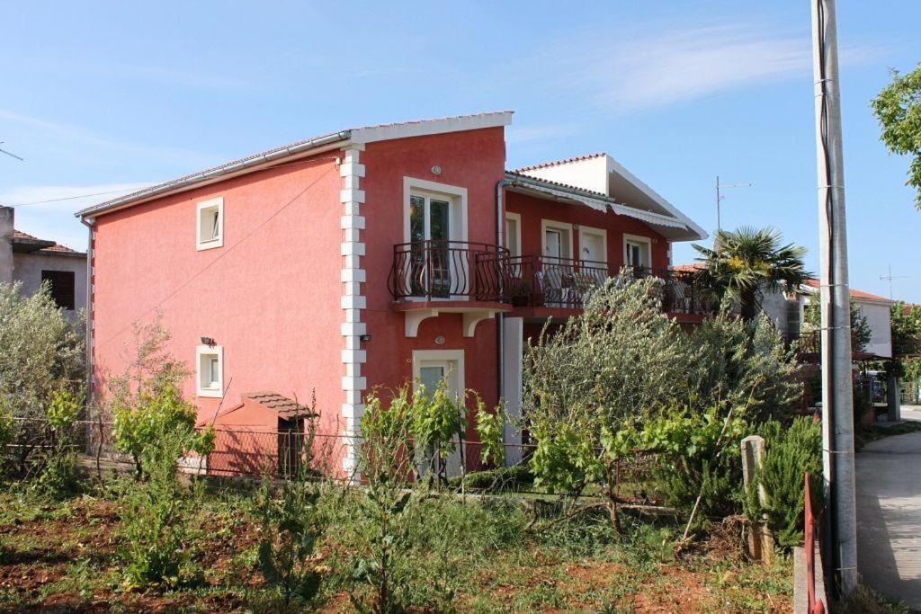 ביוגראד נה מורו Apartments Salamun מראה חיצוני תמונה