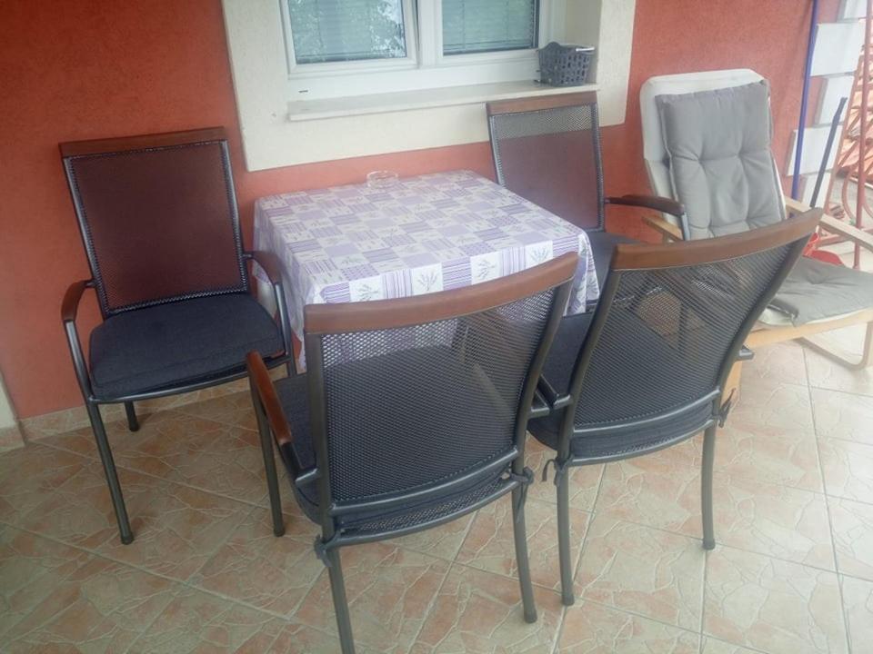 ביוגראד נה מורו Apartments Salamun מראה חיצוני תמונה