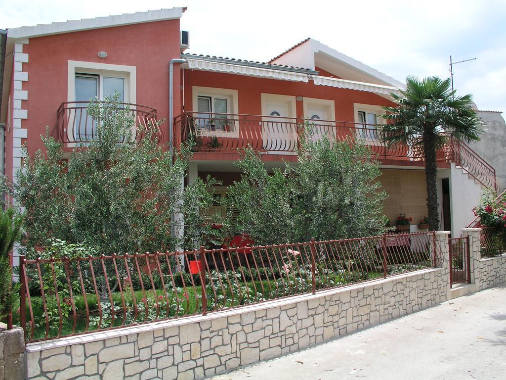 ביוגראד נה מורו Apartments Salamun מראה חיצוני תמונה